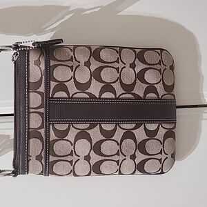 Classic Coach Cross Body Purse